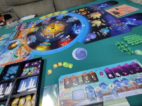 Partida a juego de mesa SETI: En busca de vida extraterrestre