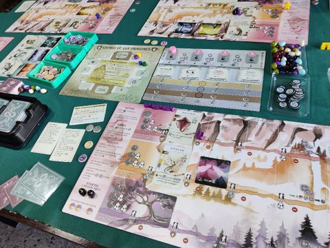 Partida a juego de mesa Wyrmspan